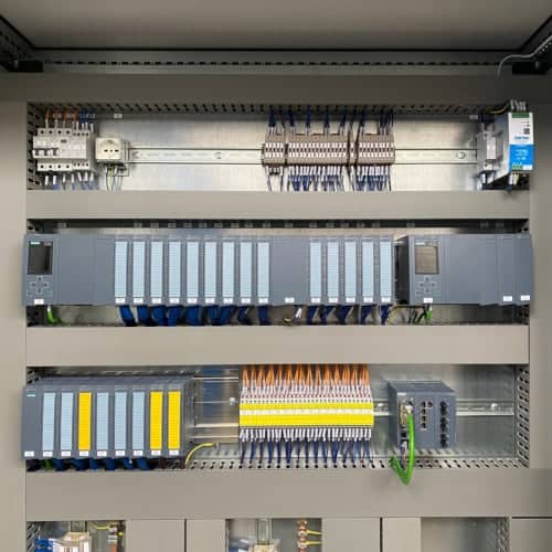 معرفی تابلو برق plc