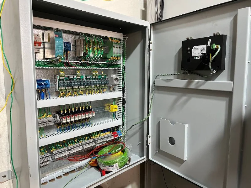 انجام پروژه برنامه نویسی plc توسط لاجیک صنعت